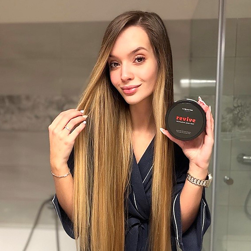 Vlasy po použití masky Lux-Factor REVIVE