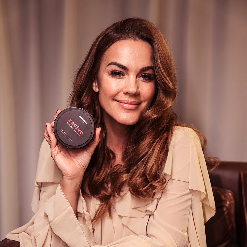 Lasje po uporabi maske Lux-Factor REVIVE