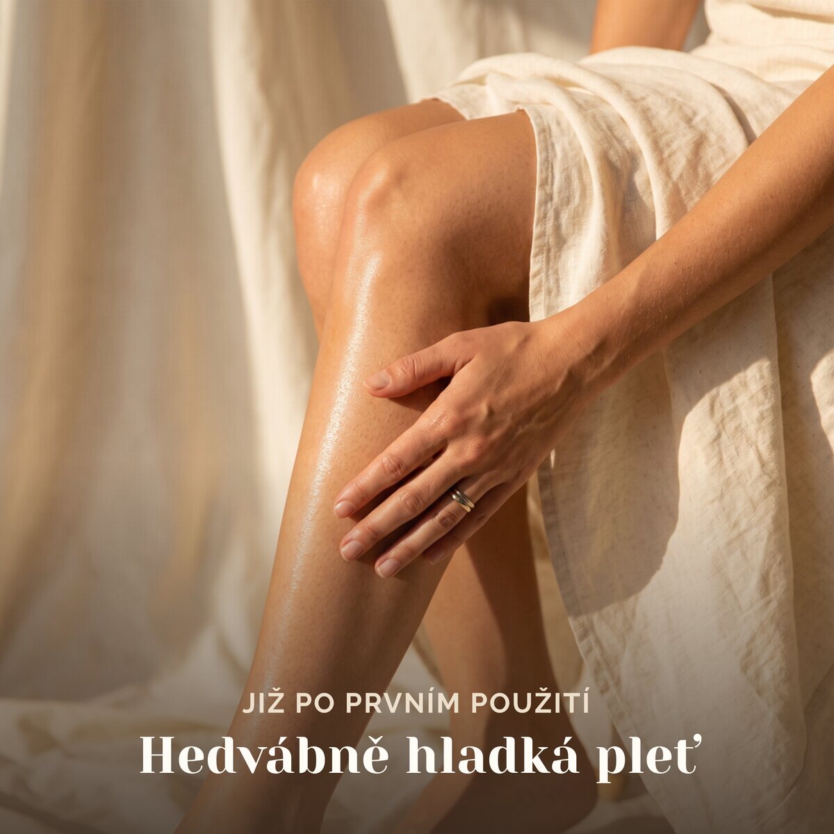 Hedvábně hladká a zářivá pleť nohou po nanesení mléka Lux-Factor SILK